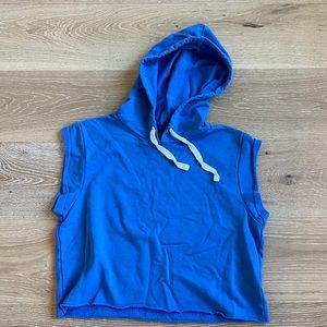 cropped hoodie